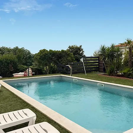 아파트 Cozy In With Outdoor Swimming Pool *
